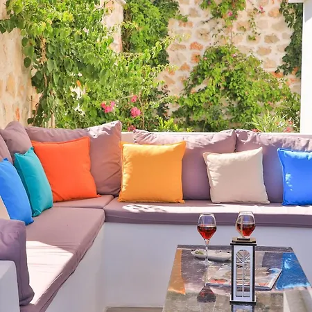 Vila Luxury 5 Bedroom With Heated Infinity Pool & Amazing Sea Views *