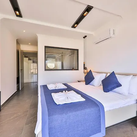 Luxury 5 Bedroom With Heated Infinity Pool & Amazing Sea Views * Kaş