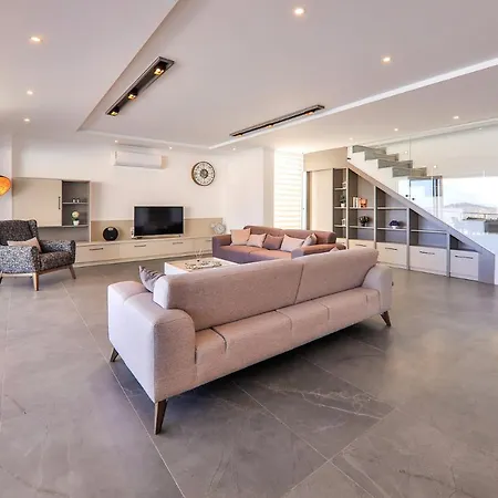 Luxury 5 Bedroom With Heated Infinity Pool & Amazing Sea Views Kaş