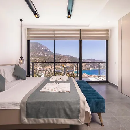 Vila Luxury 5 Bedroom With Heated Infinity Pool & Amazing Sea Views Kaş