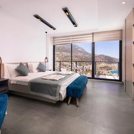 Vila Luxury 5 Bedroom With Heated Infinity Pool & Amazing Sea Views *