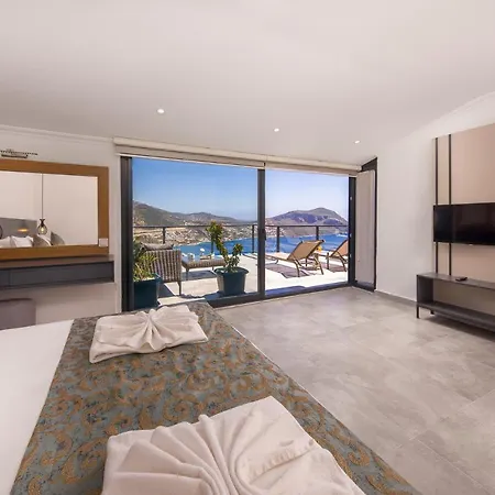 Vila Luxury 5 Bedroom With Heated Infinity Pool & Amazing Sea Views