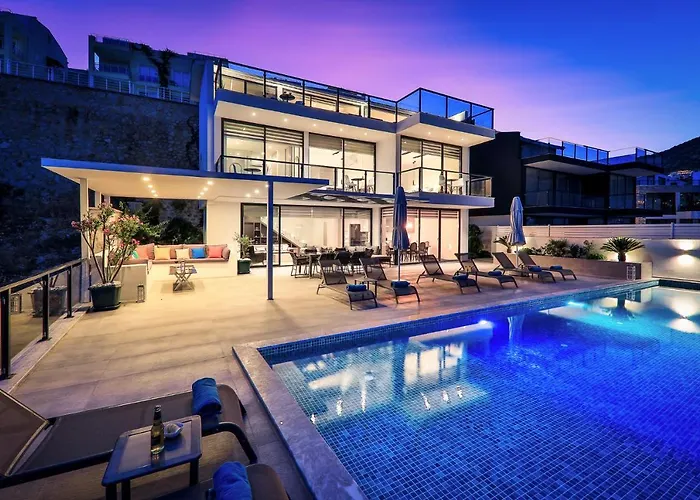 别墅 Luxury 5 Bedroom With Heated Infinity Pool & Amazing Sea Views