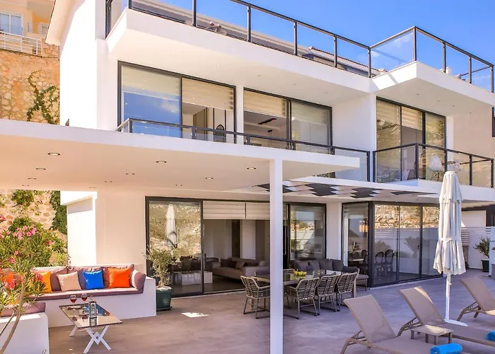 别墅 Luxury 5 Bedroom With Heated Infinity Pool & Amazing Sea Views 卡斯