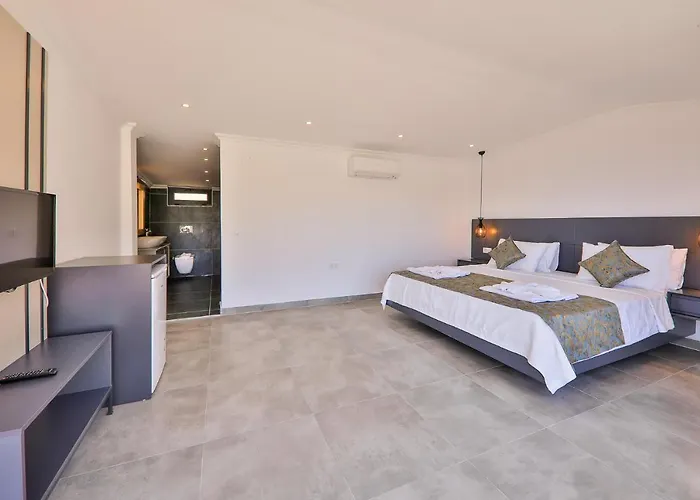 别墅 Luxury 5 Bedroom With Heated Infinity Pool & Amazing Sea Views *