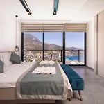 Villa Luxury 5 Bedroom With Heated Infinity Pool & Amazing Sea Views Kaş